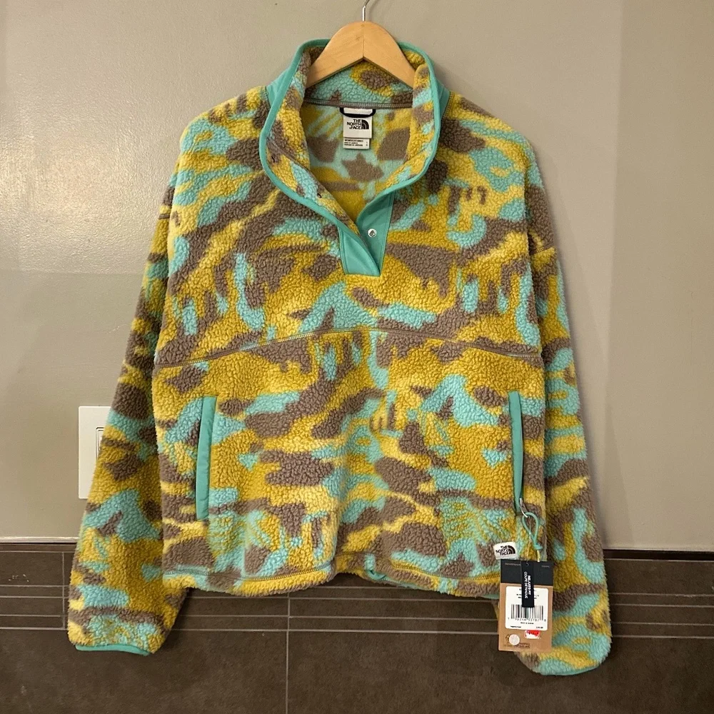 The North Face Printed Cragmont ¼ Snap Fleece Pullover (Wasabi Camo) - Picture 6 of 16